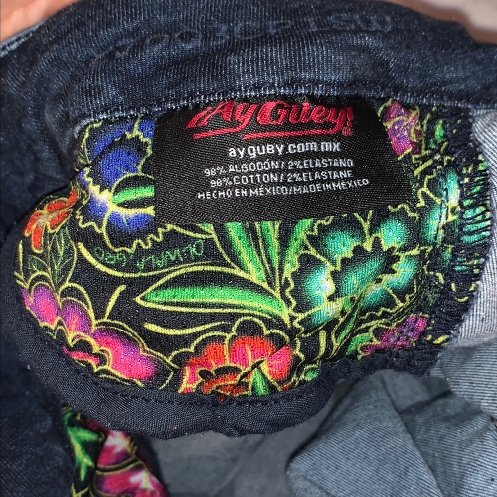 AyGuey! Skinny Jeans - Picture 3 of 3